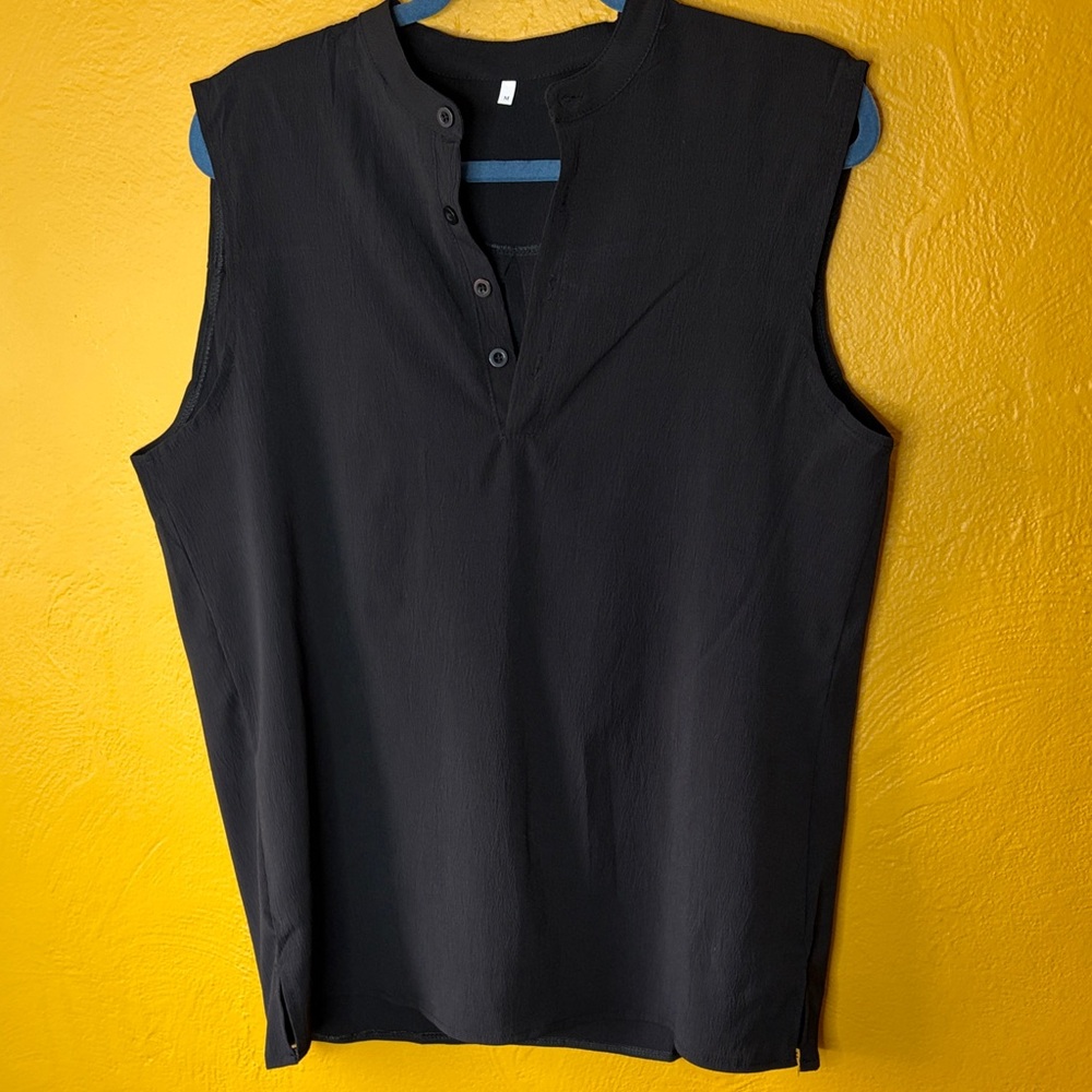 Sleeveless black Tank Top 1/4 button down, women’s size MEDIUM NWOT